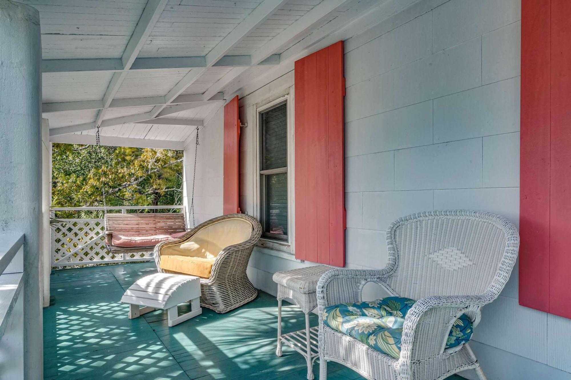 Old Carrabelle Hotel Regatta Suite Exteriör bild