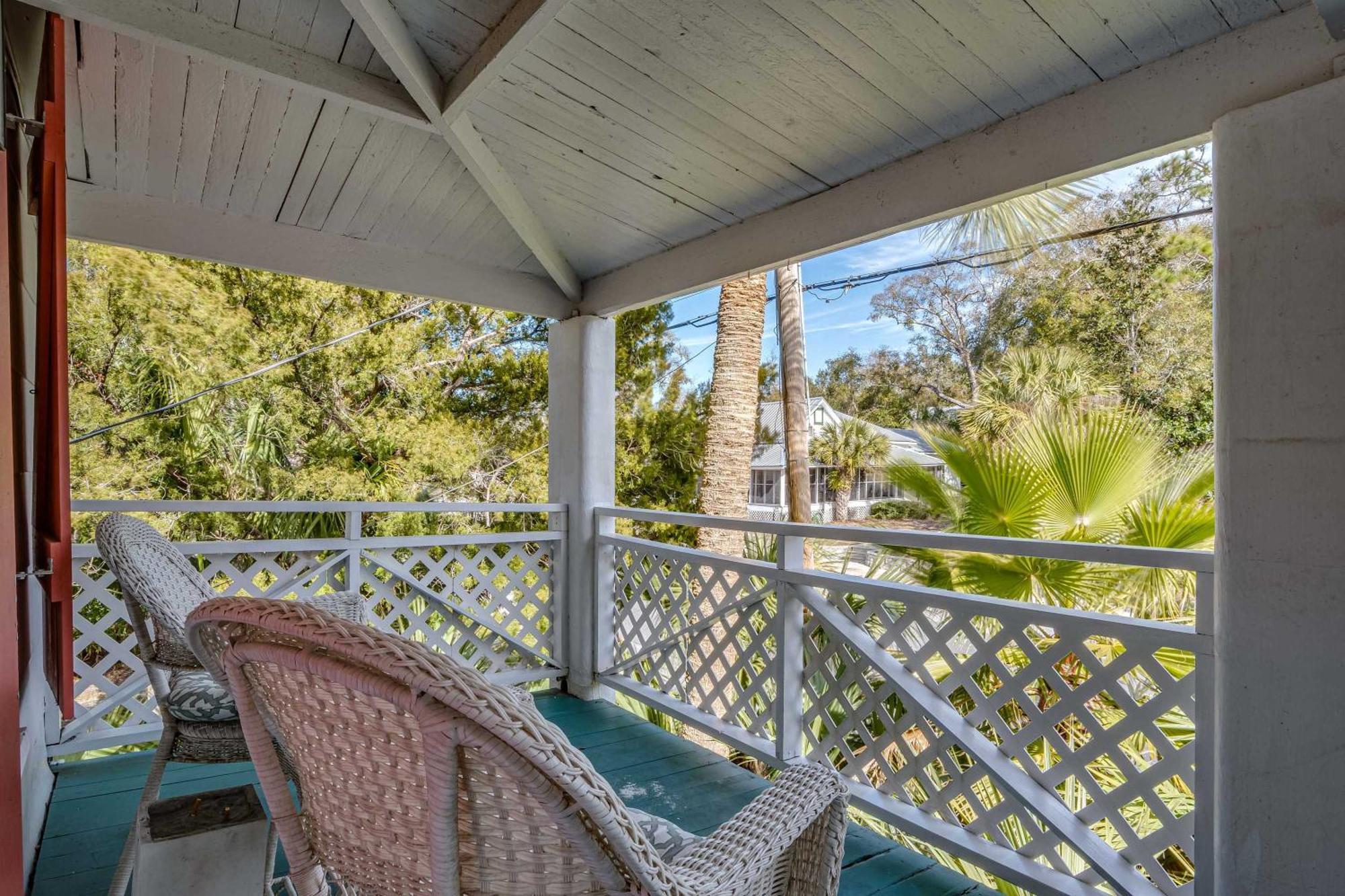 Old Carrabelle Hotel Regatta Suite Exteriör bild