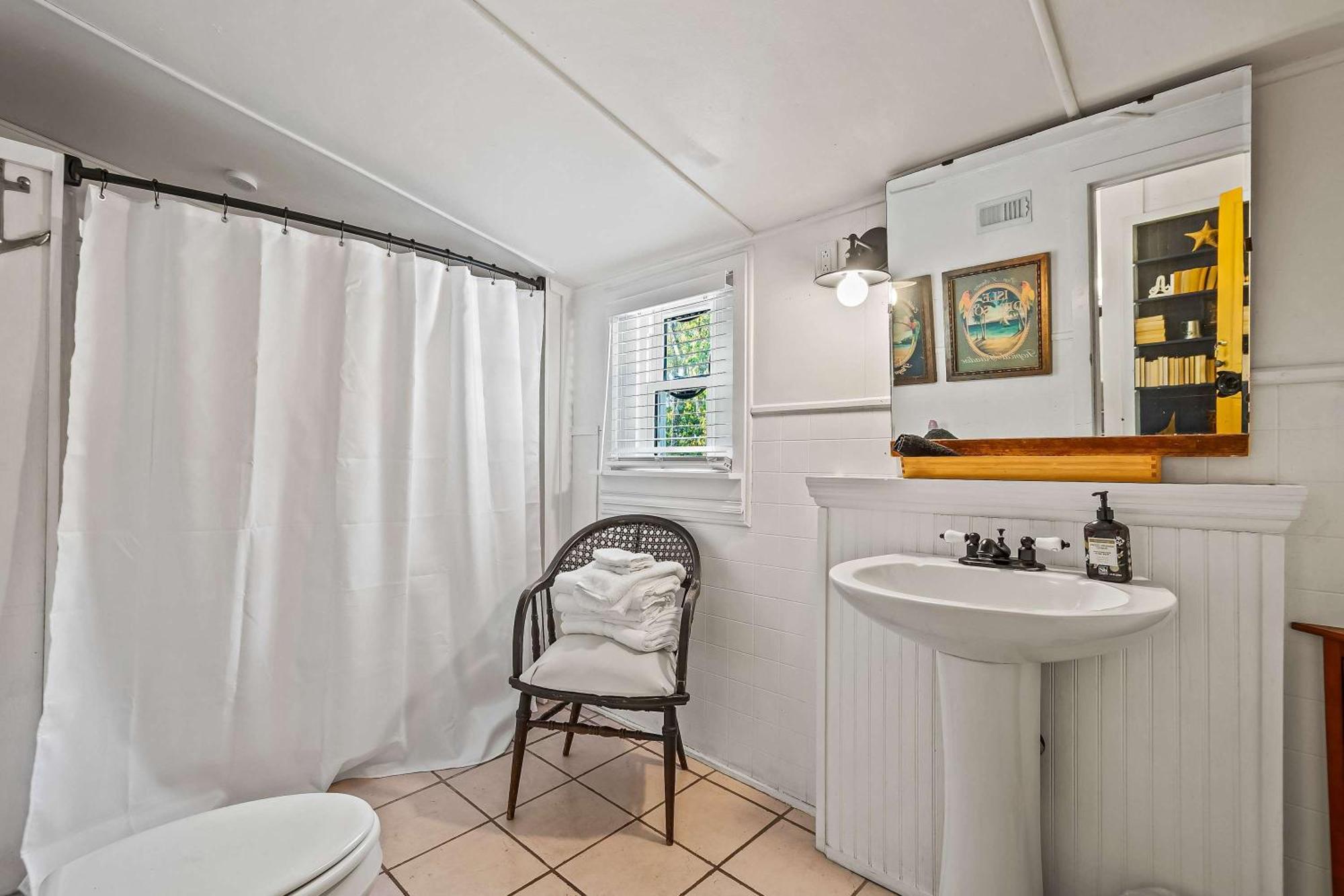 Old Carrabelle Hotel Regatta Suite Exteriör bild